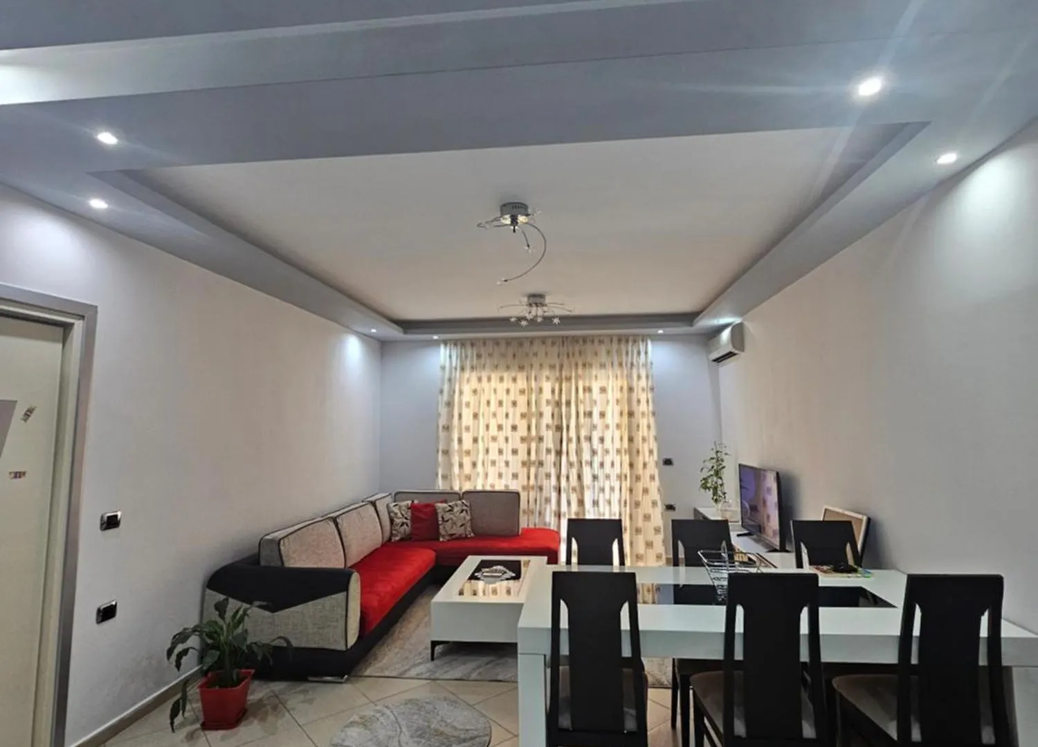 Lisala Apartments Sarandë