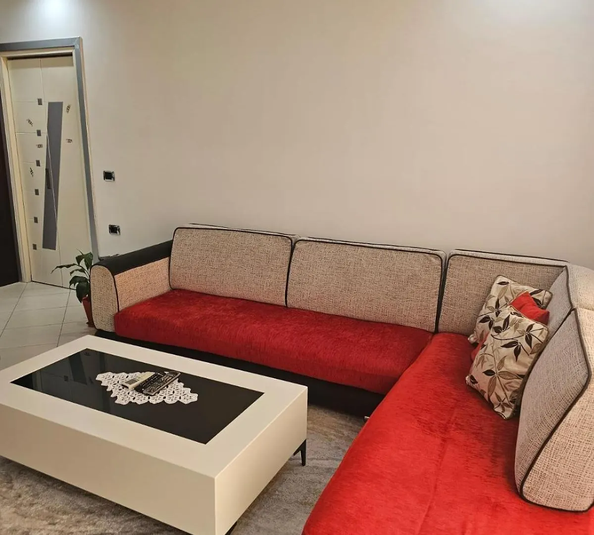 Lisala Apartments Sarandë