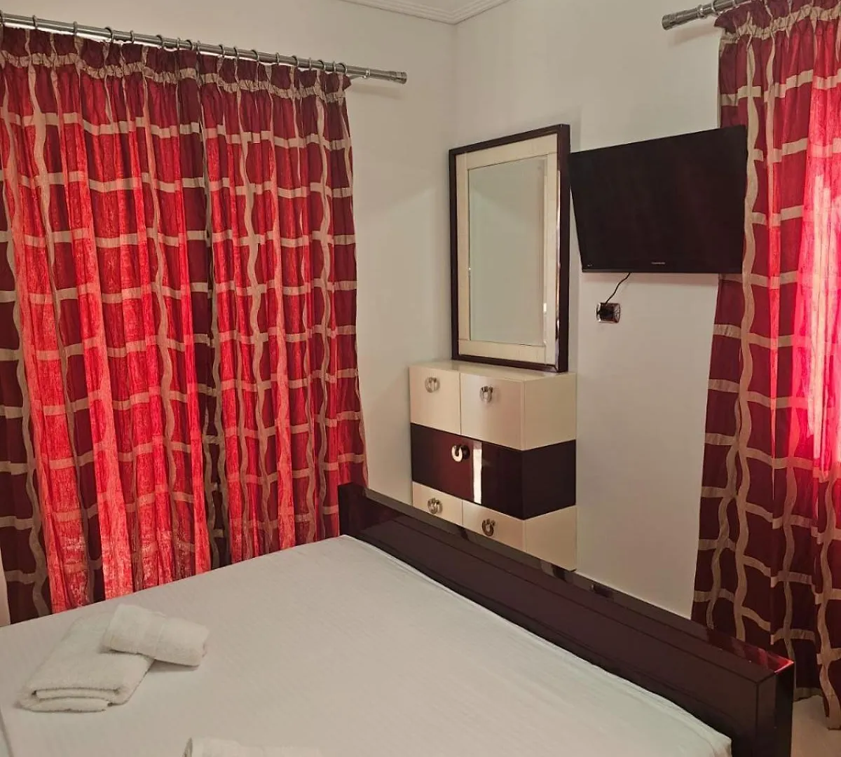 Lisala Apartments Sarandë